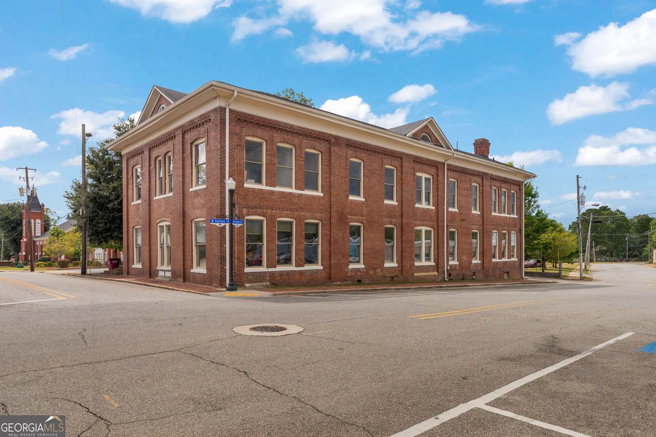 102 Brookins Street - Photo 1