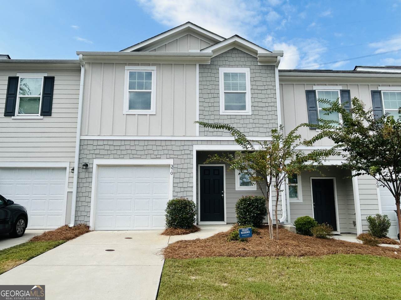 370 Penn Station Way - Photo 1