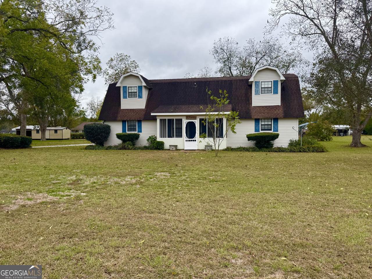 509 Lakeview Drive - Photo 1