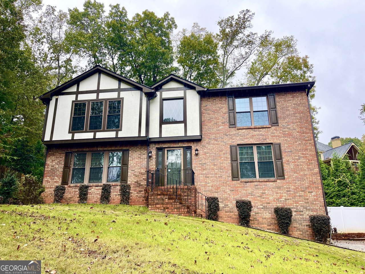 4059 Charleston Court - Photo 1