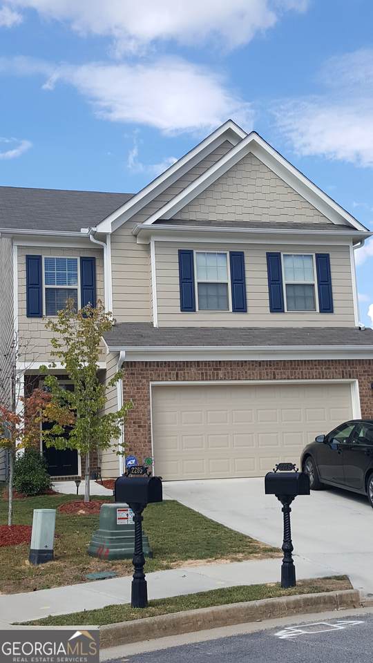 2275 Morgan Farm Drive - Photo 1