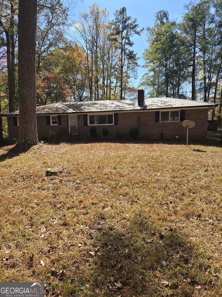 735 Seabreeze Lake Road - Photo 1