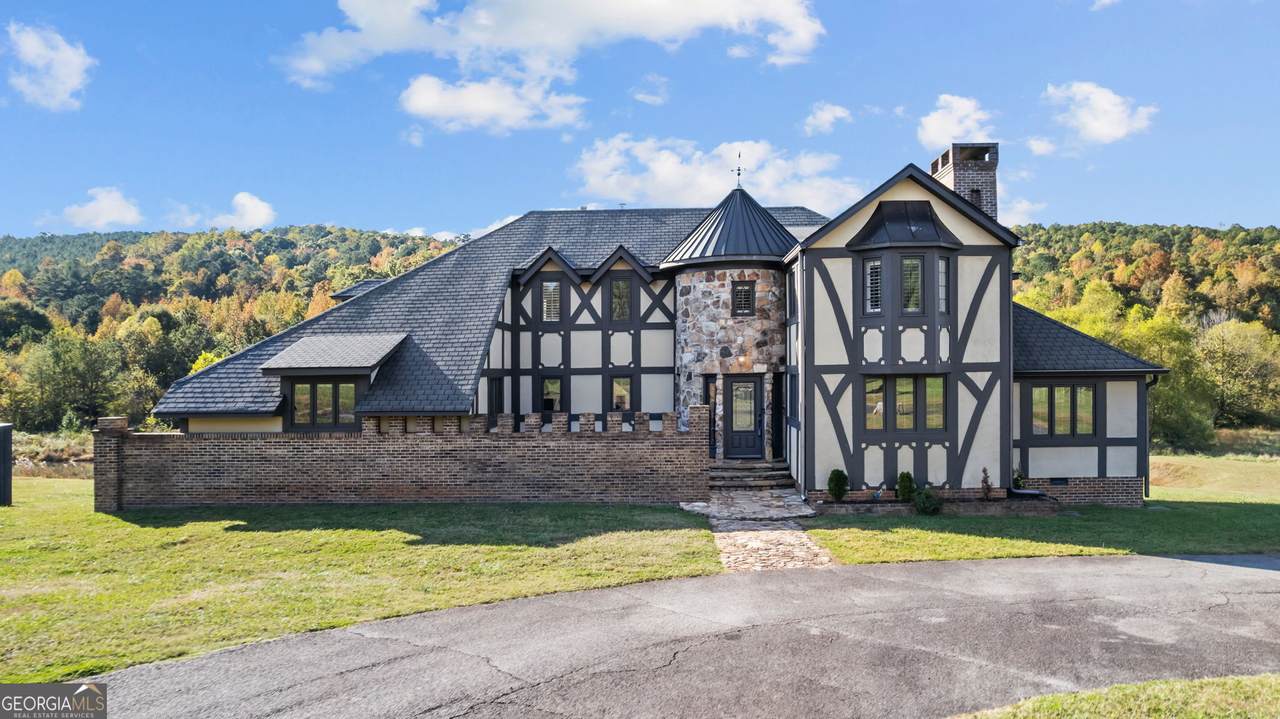 8876 Cave Spring Road - Photo 1