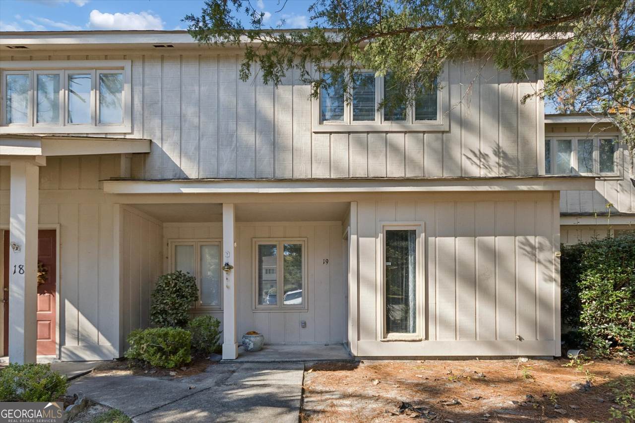 19 Woodrum Place - Photo 1