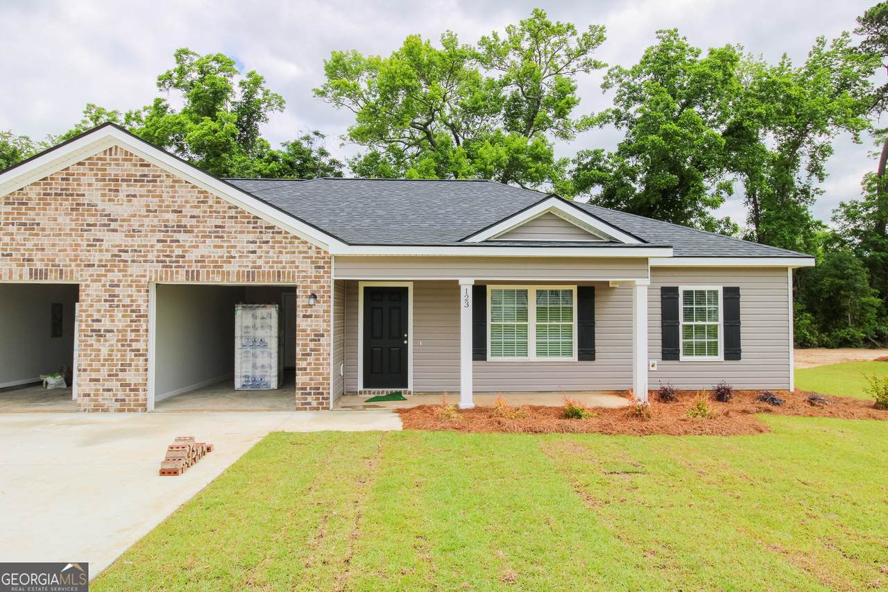 123 Callaway Crescent - Photo 1