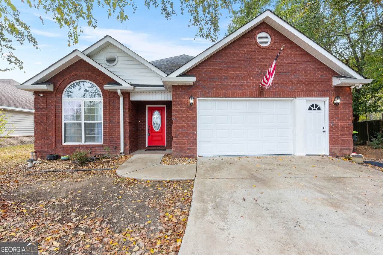 106 Hampstead Court - Photo 1