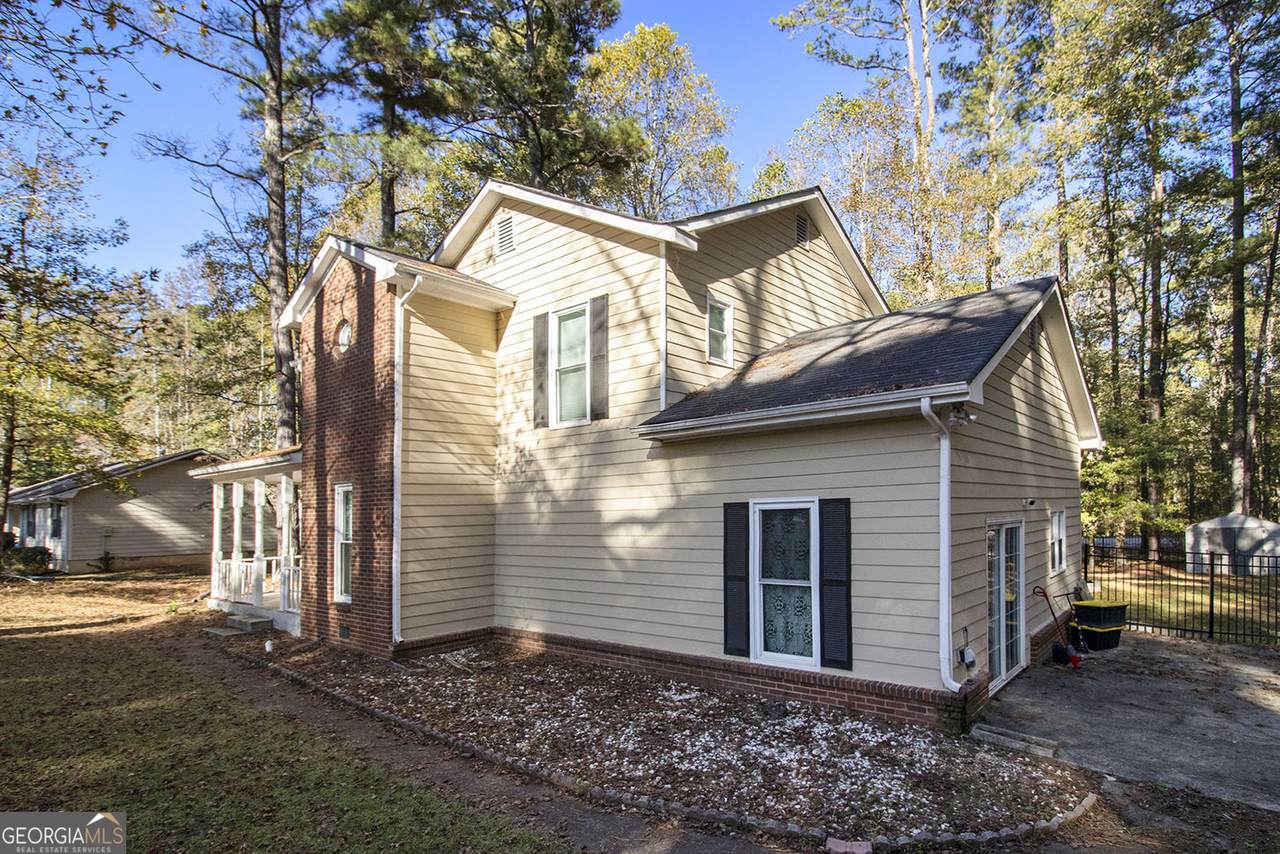 210 Groveland Drive - Photo 1