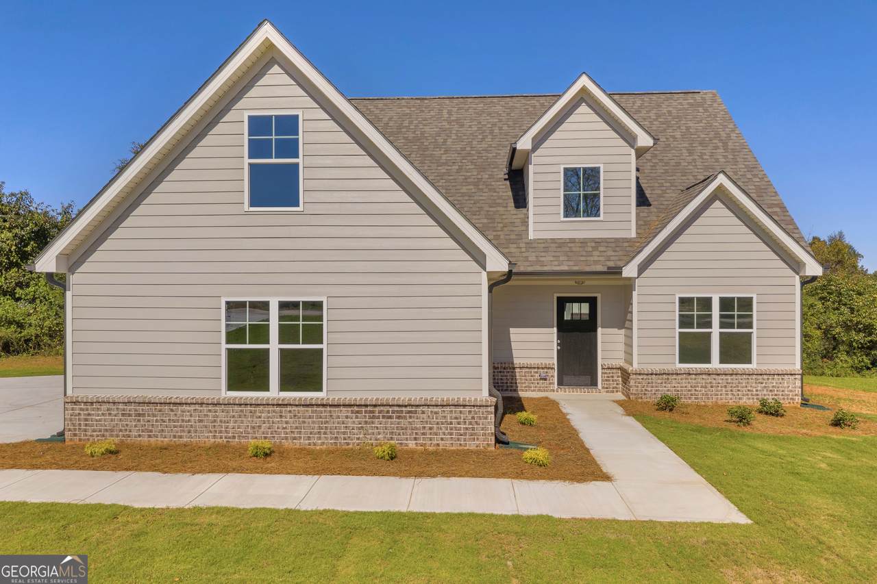 152 Sewell Road - Photo 1