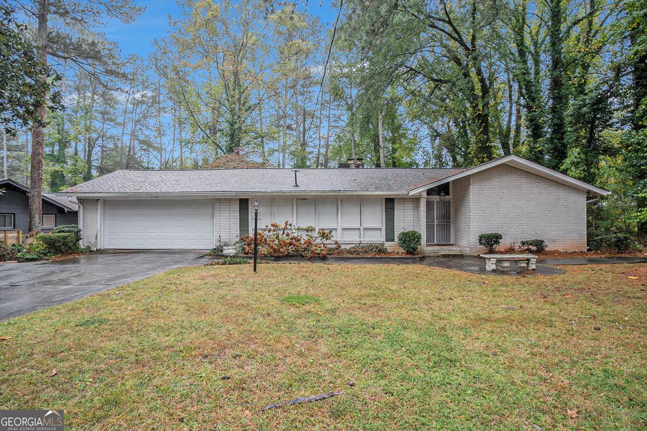 3382 Bobolink Circle - Photo 1