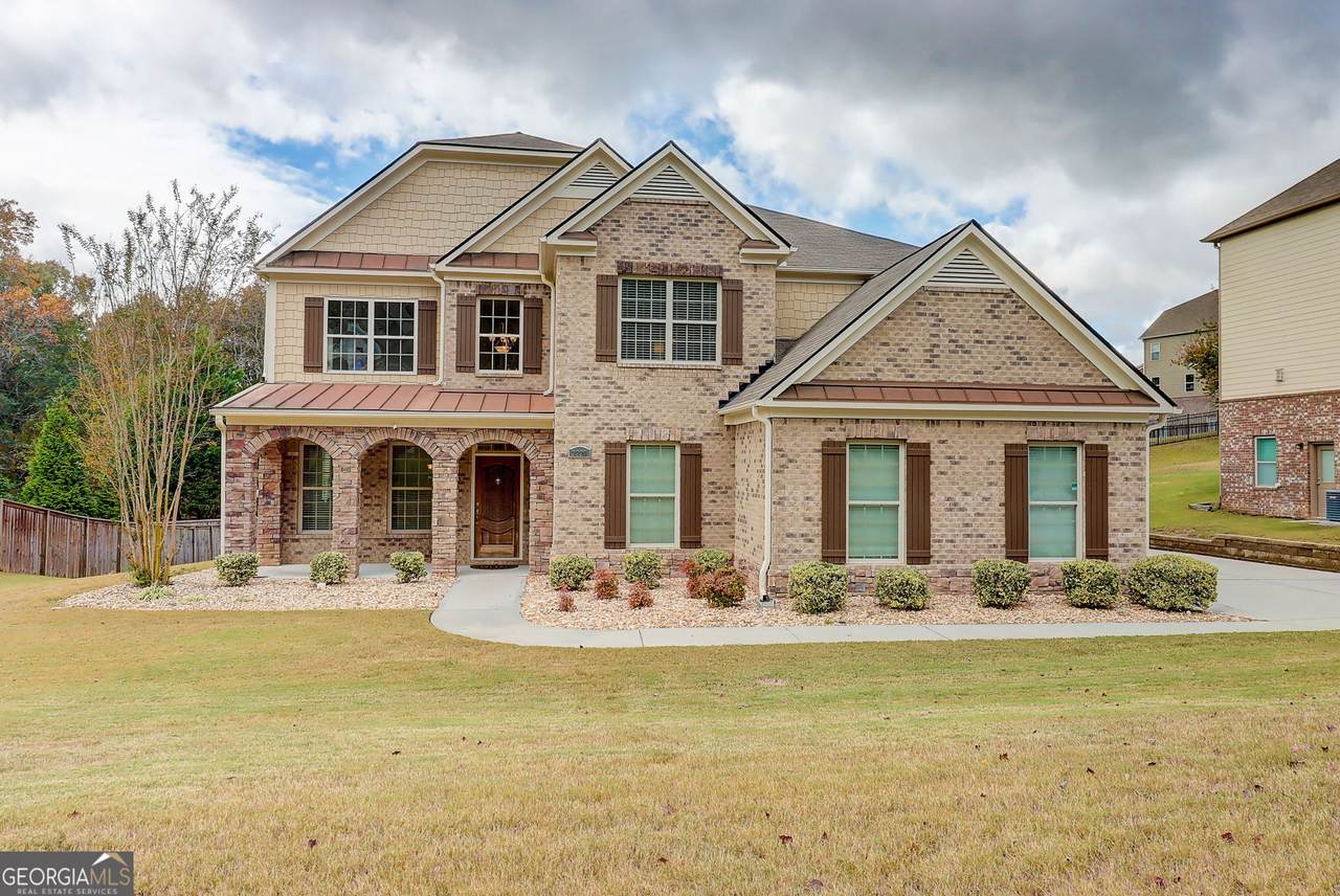 2229 Caledonia Drive - Photo 1