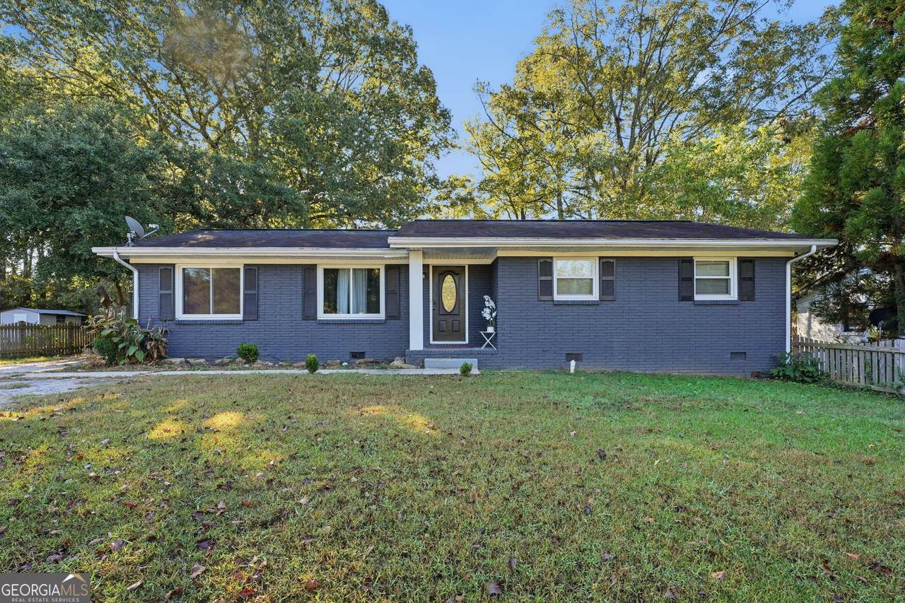 1739 Cardinal Road - Photo 1