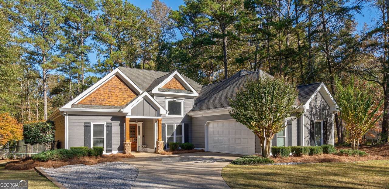 1011 Sharon Place - Photo 1