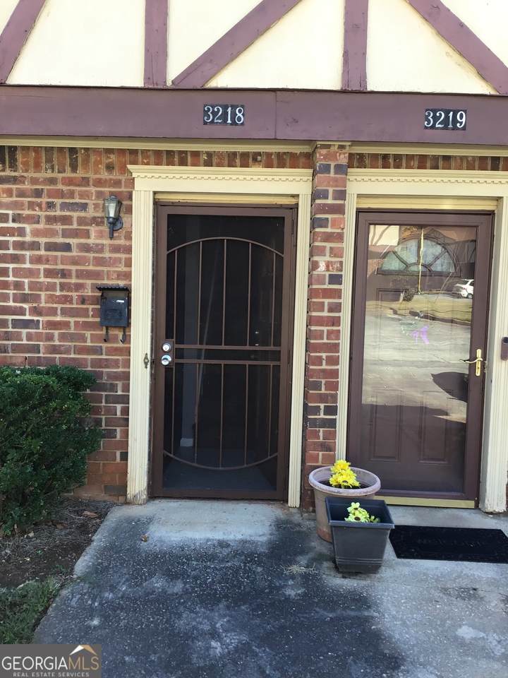 3218 Abbeywood Drive - Photo 1