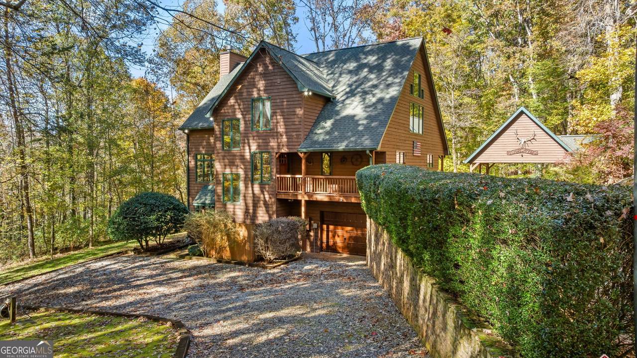 1010 Meadowview Ridge - Photo 1