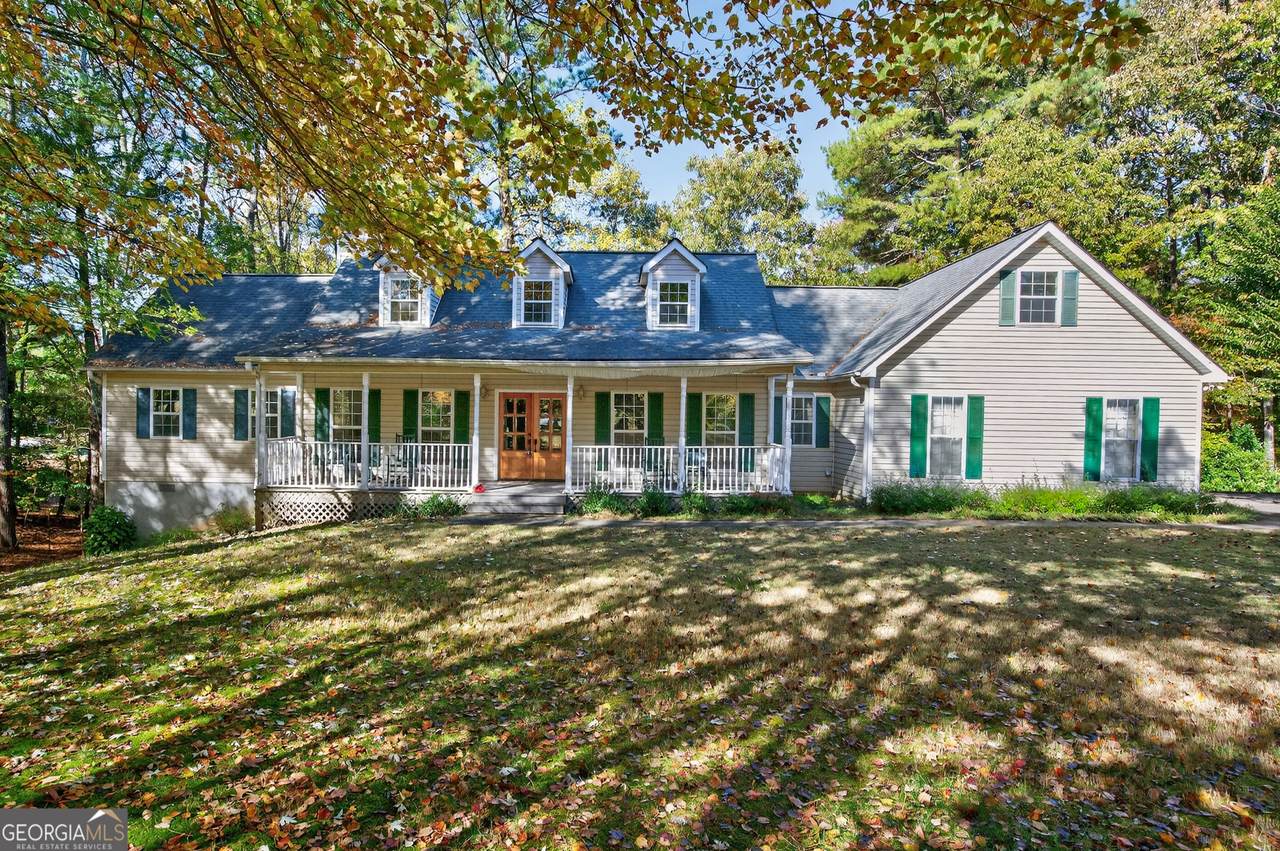 4460 Suwanee Dam Road - Photo 1