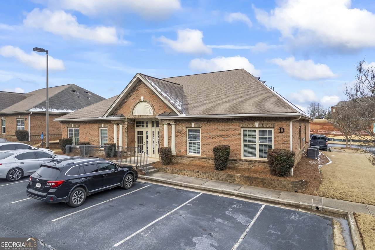 155 Bankers Boulevard - Photo 1