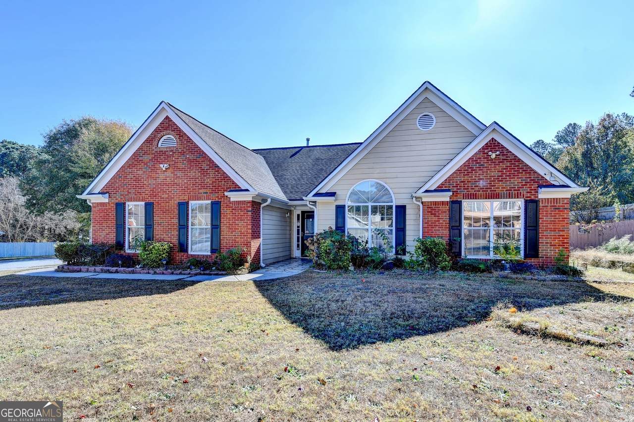 1980 Champions Parkway - Photo 1