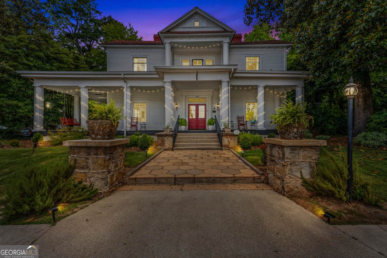 252 Seavy Street - Photo 1