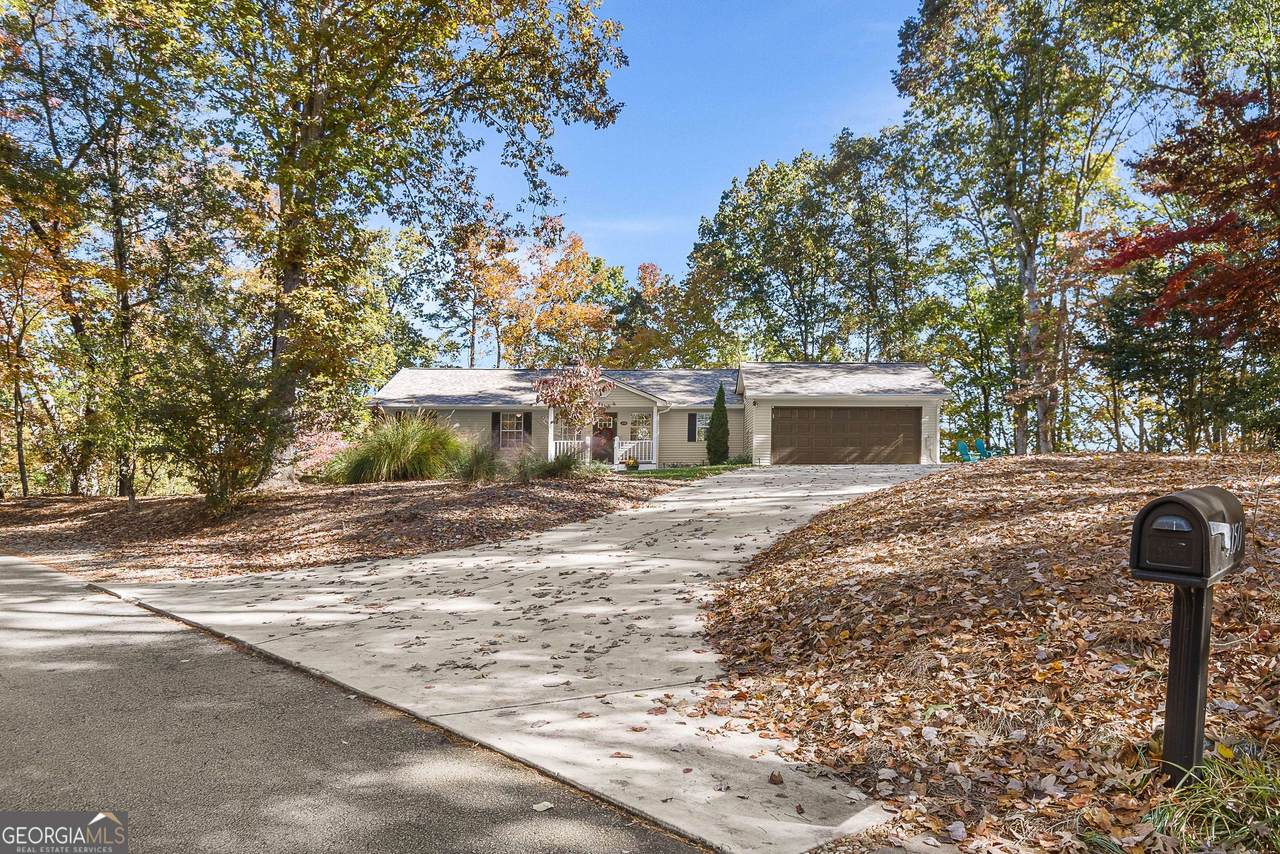 3150 Edgewater Drive - Photo 1