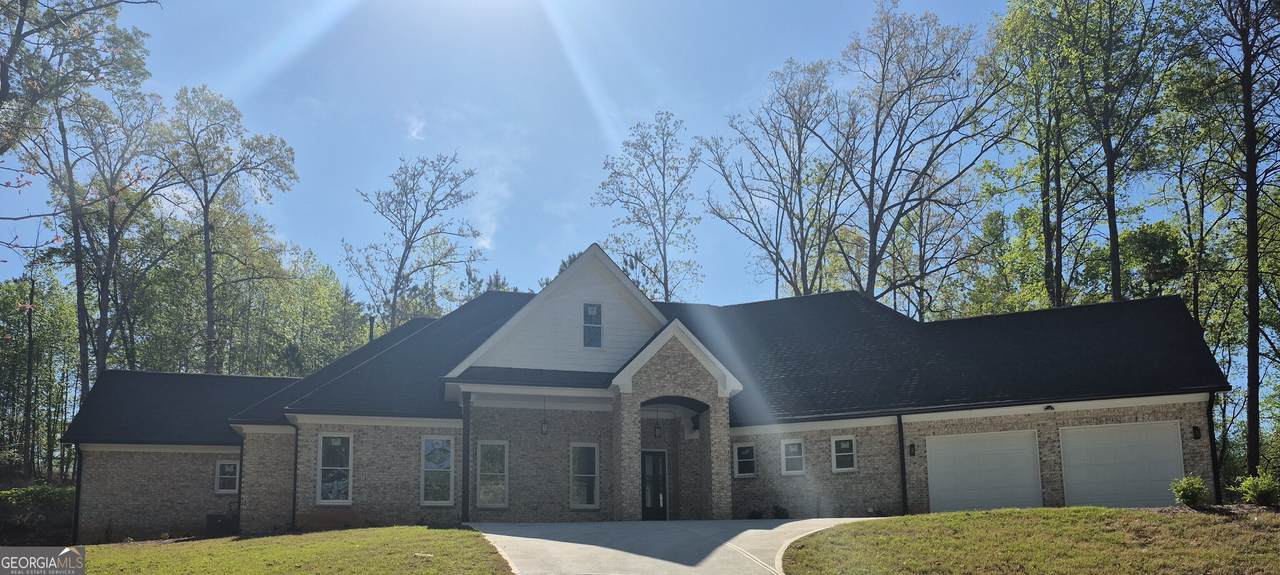 6029 Wellington Avenue - Photo 1