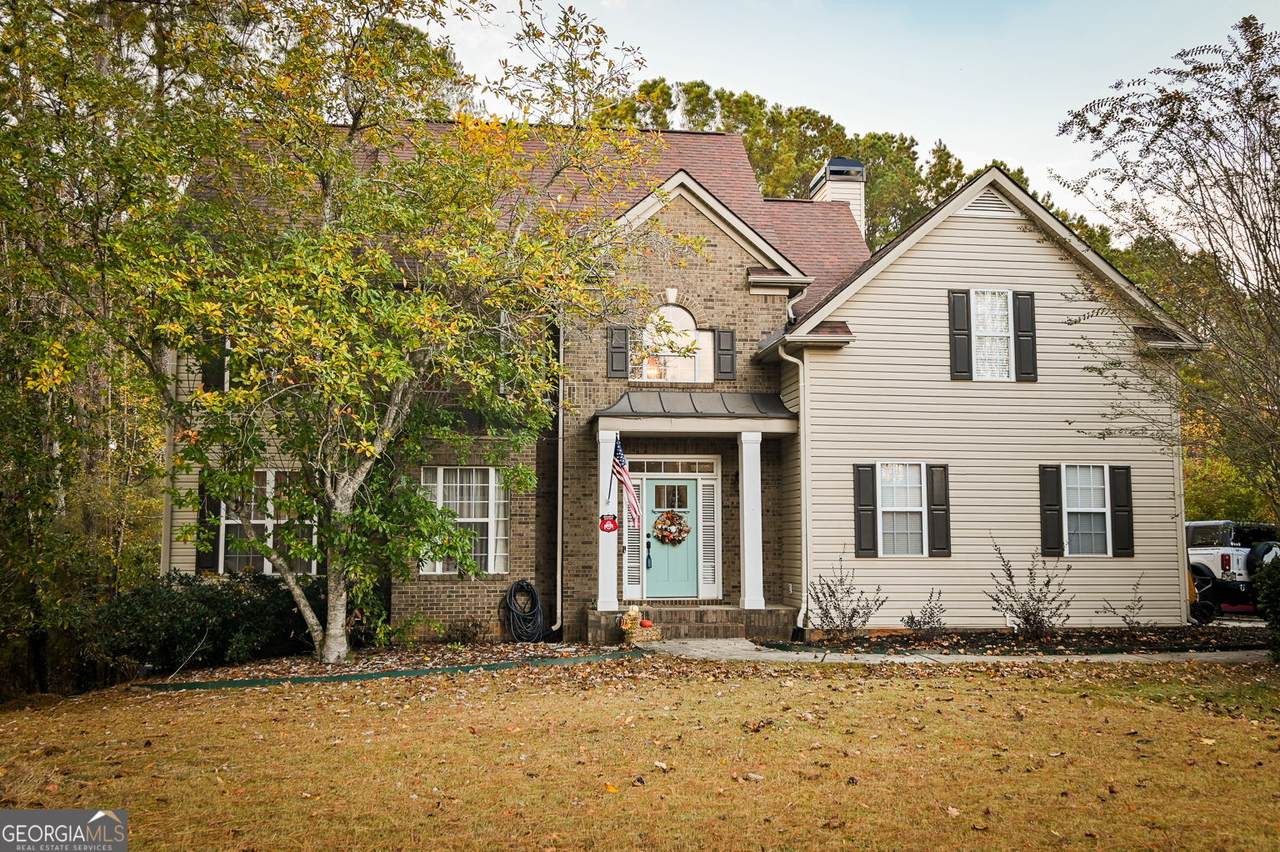 140 Manor Drive - Photo 1