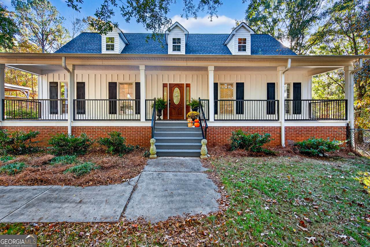 1144 Oak Grove Road - Photo 1