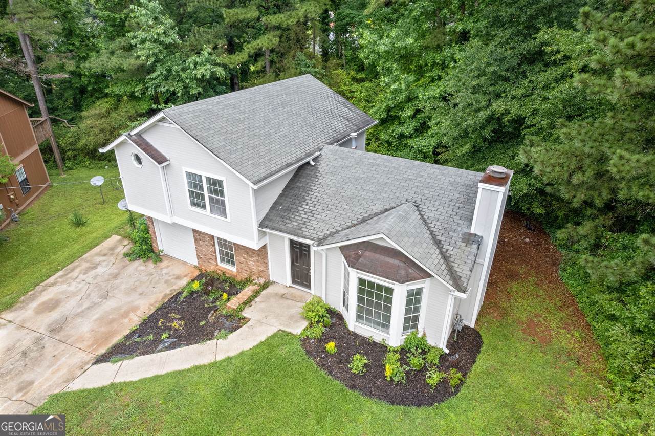 2426 Corner Shoals Drive - Photo 1