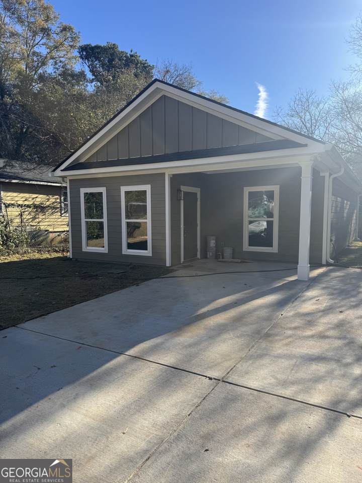 228 Render Street - Photo 1