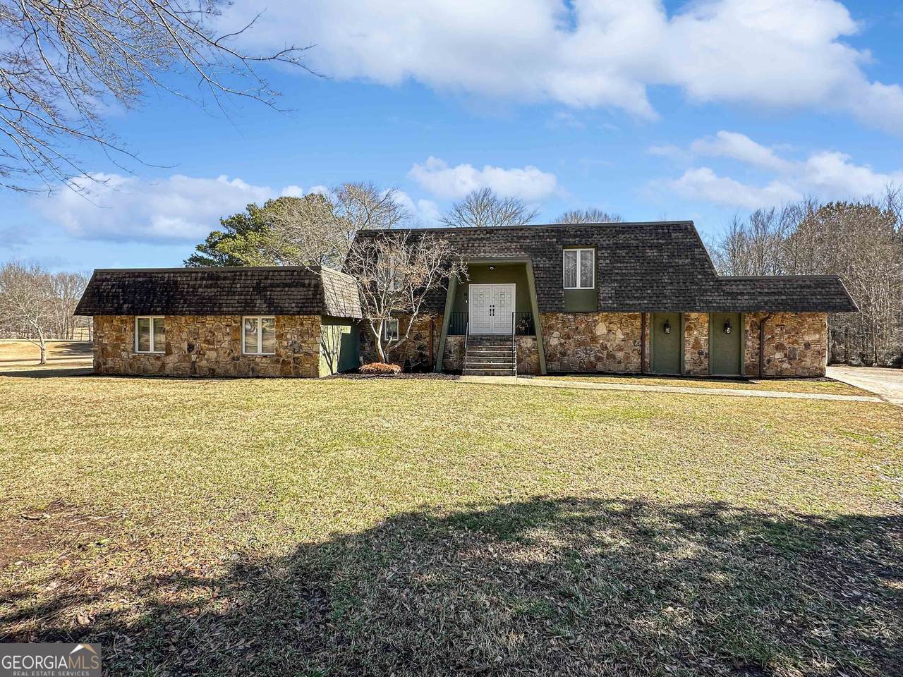 107 Stratford Court - Photo 1