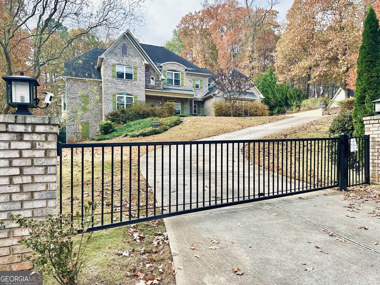 3232 Brookview Road - Photo 1