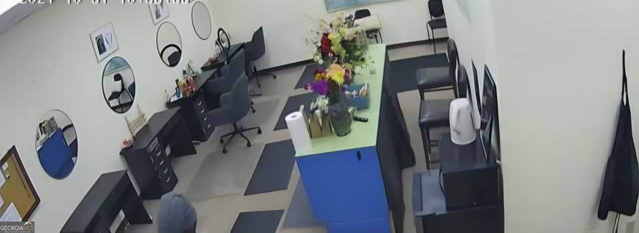 907 Park Street - Photo 1