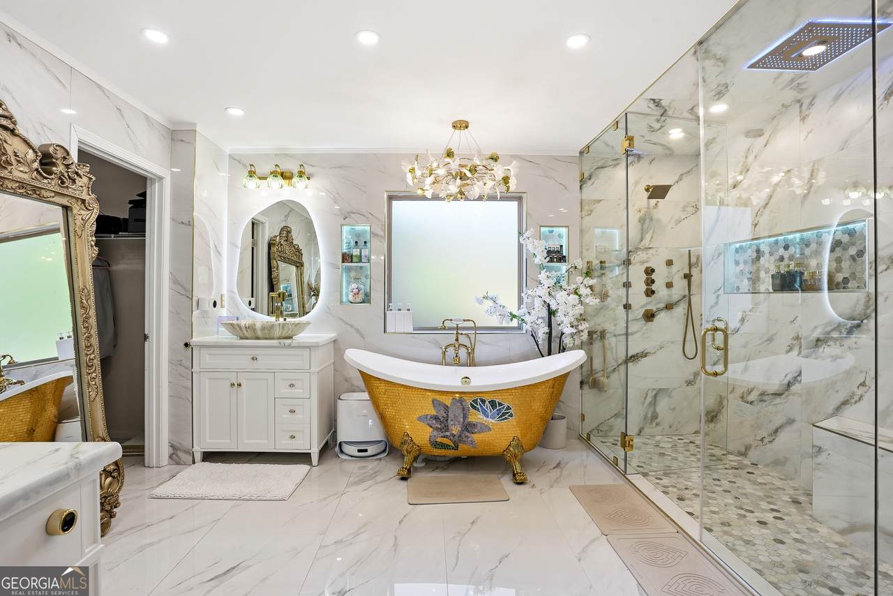 341 Emporia Loop - Photo 1