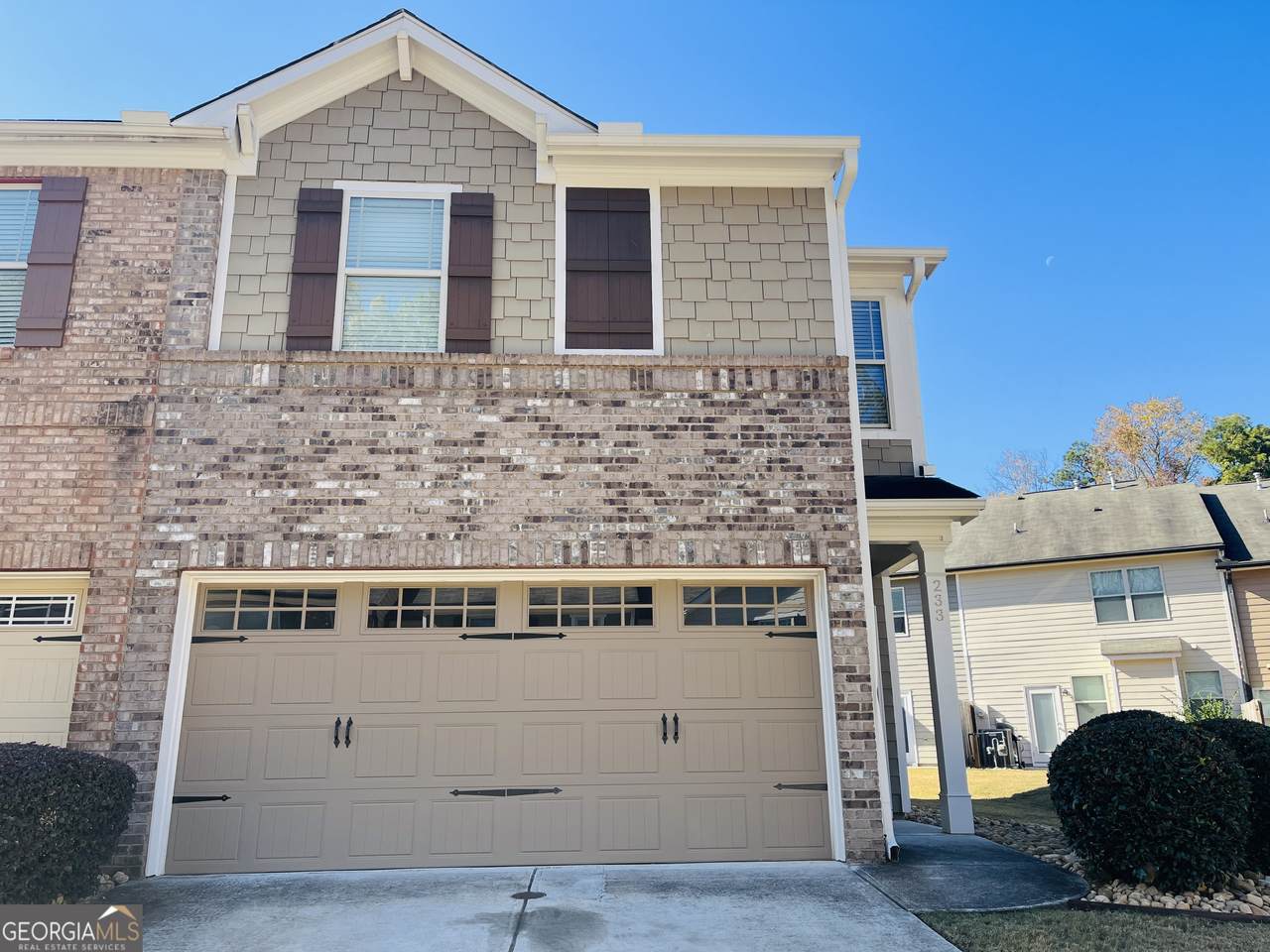 233 Bobbie Way - Photo 1