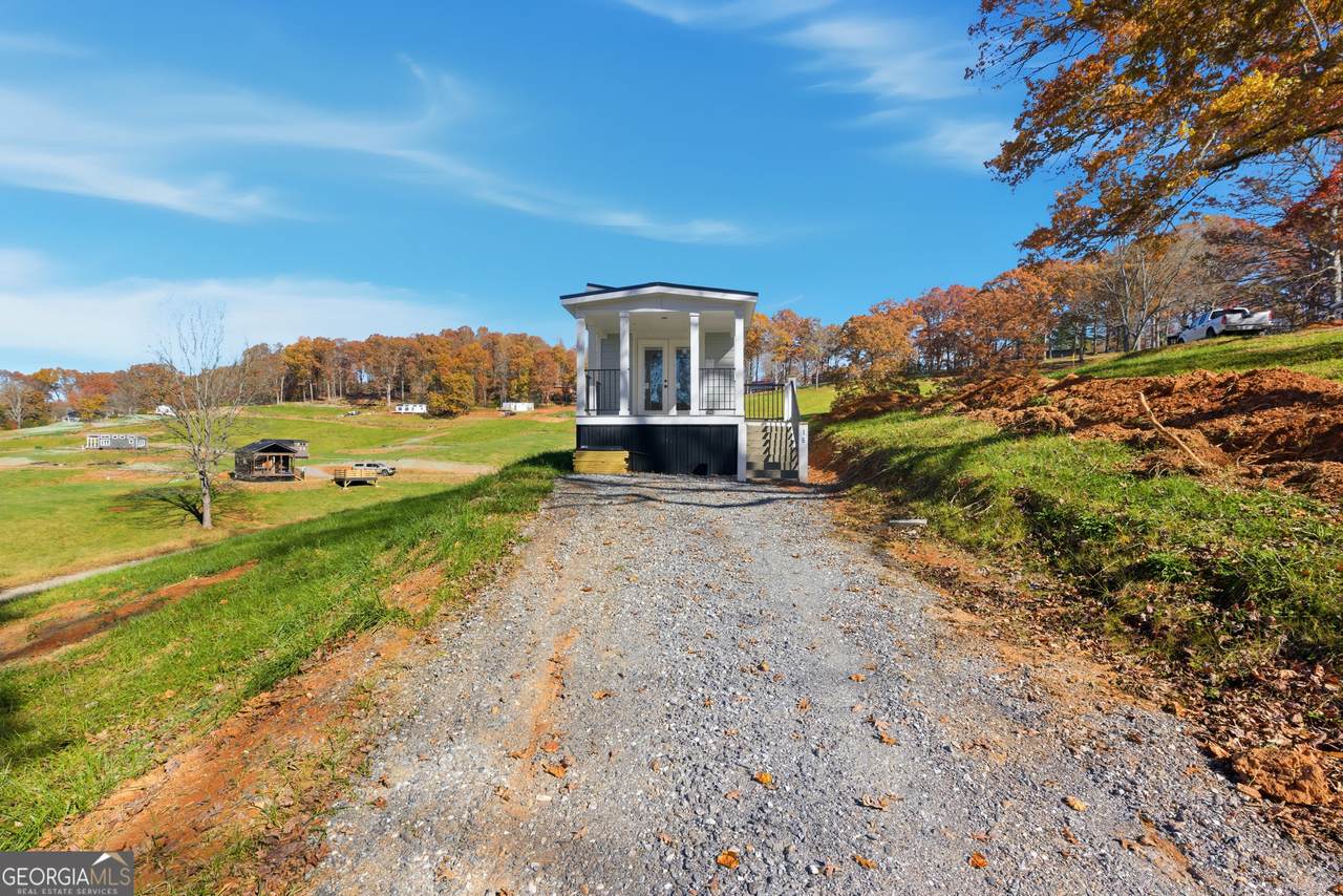 527 Saunders Road - Photo 1