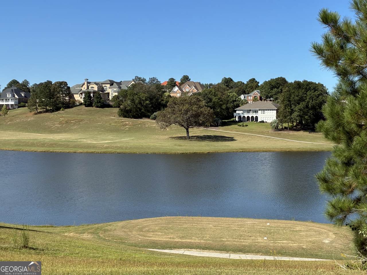 426 Southern Oaks Drive - Photo 1