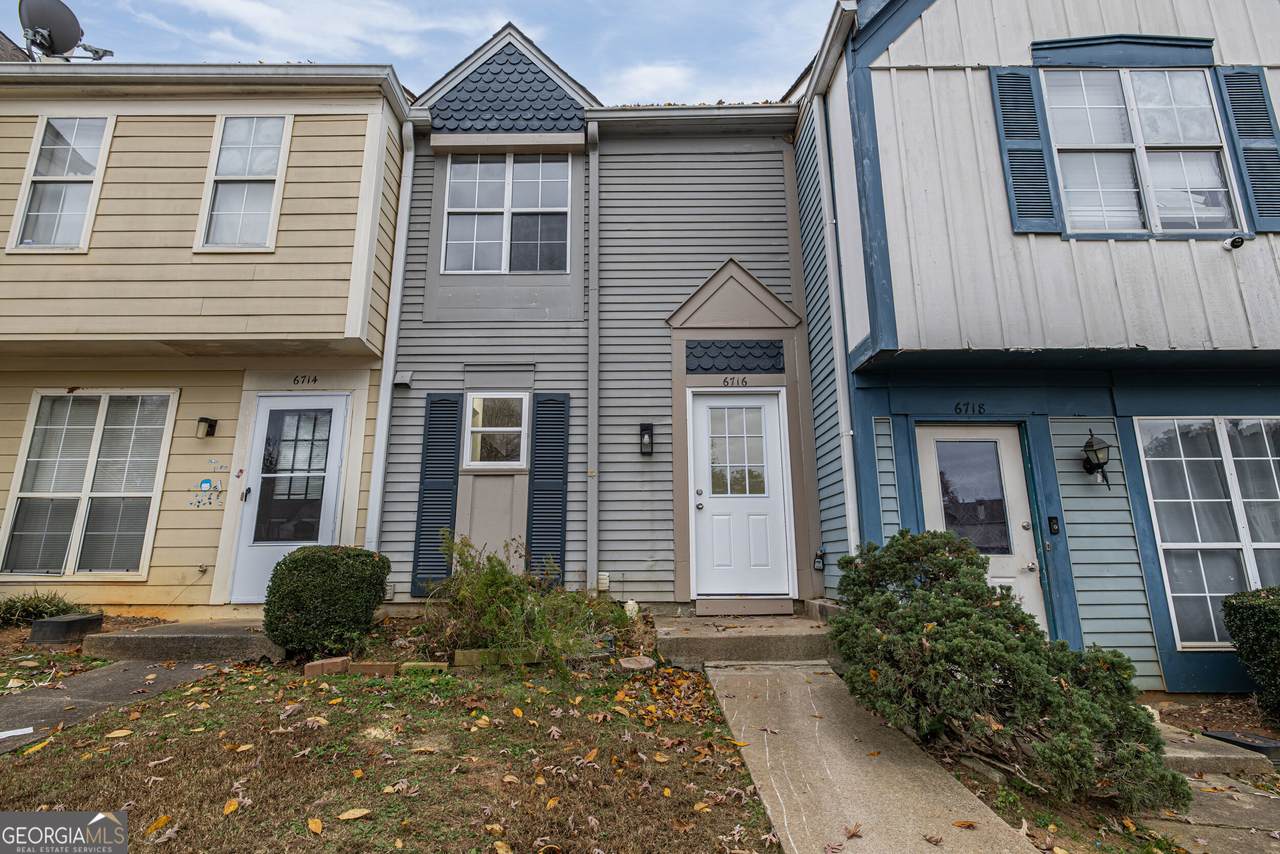 6716 Colchester Place - Photo 1