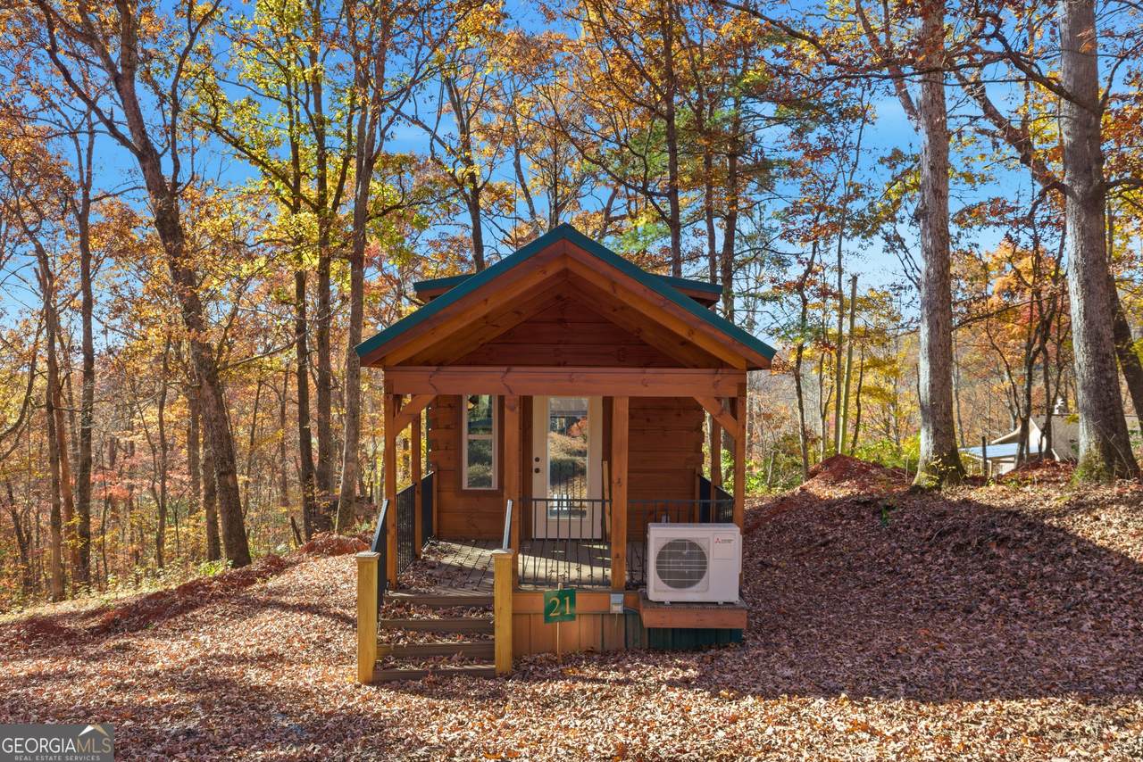 527 Saunders Road - Photo 1