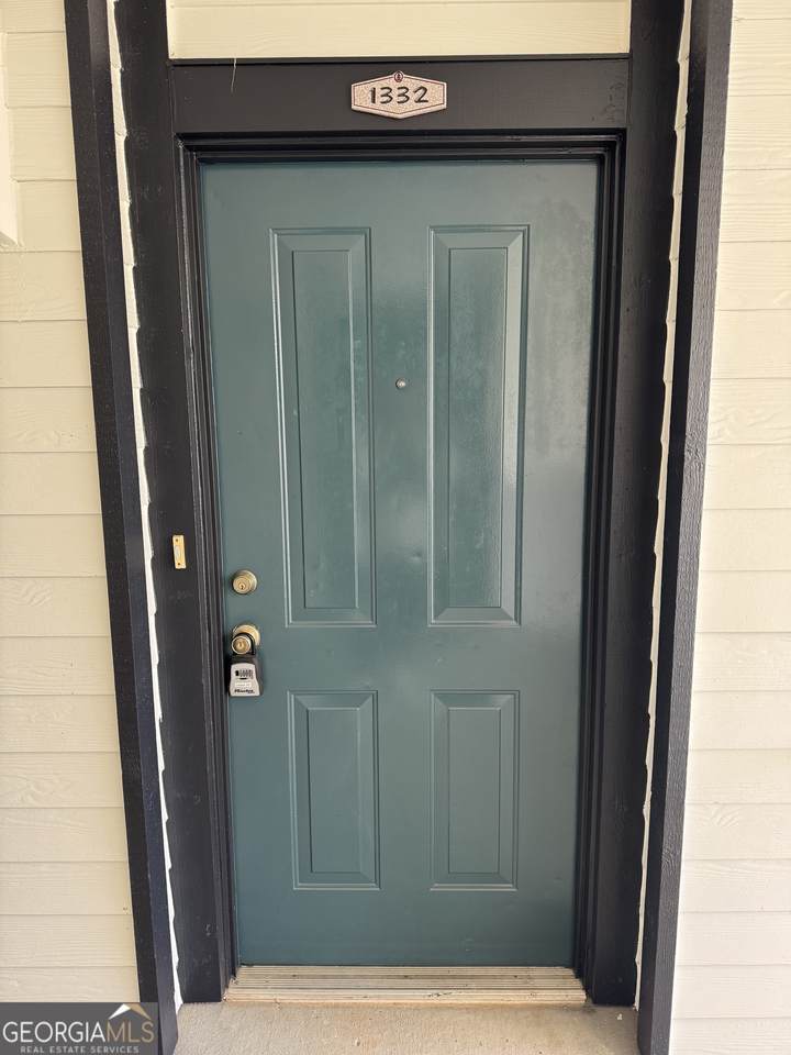 211 North Avenue - Photo 1