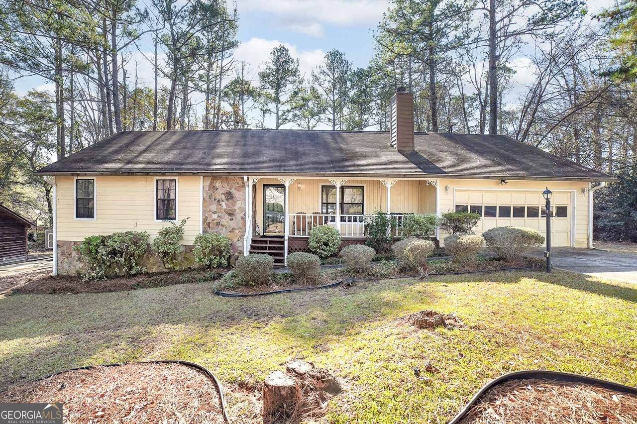 1914 Lullwater Circle - Photo 1