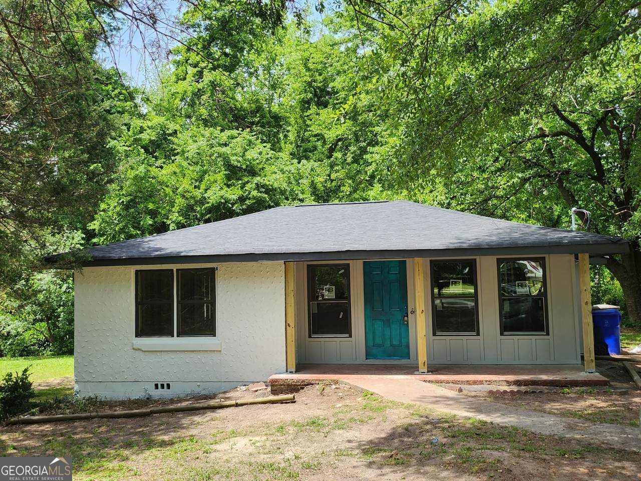 1192 Pleasant Circle - Photo 1