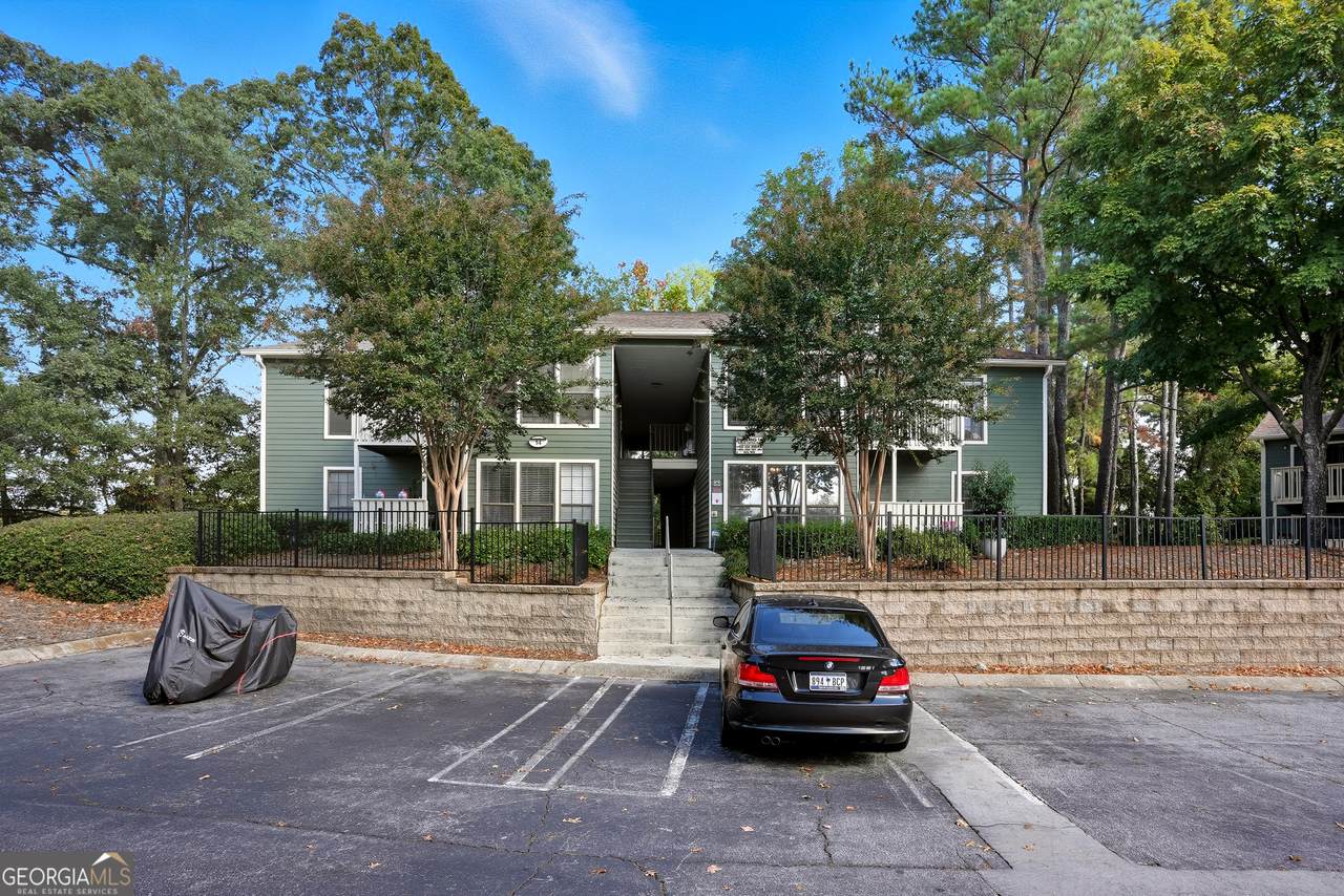 4628 Vinings Central Run - Photo 1
