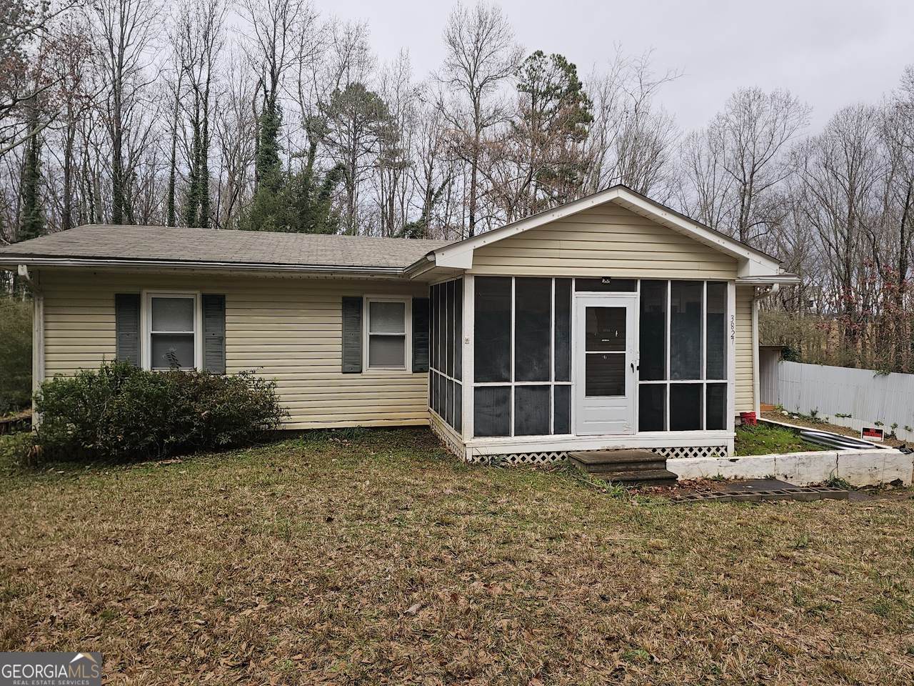 3827 Chadwick Drive - Photo 1