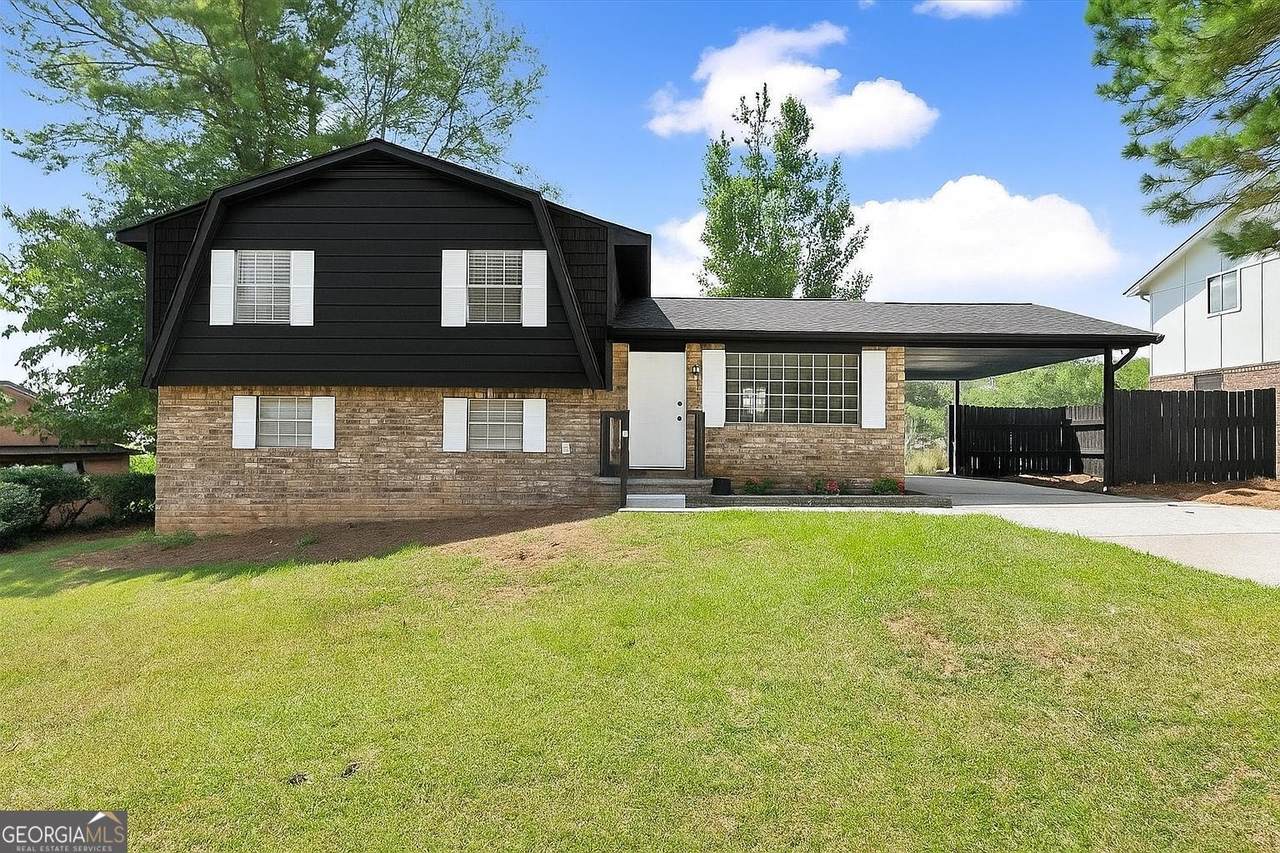 530 Wexwood Drive - Photo 1