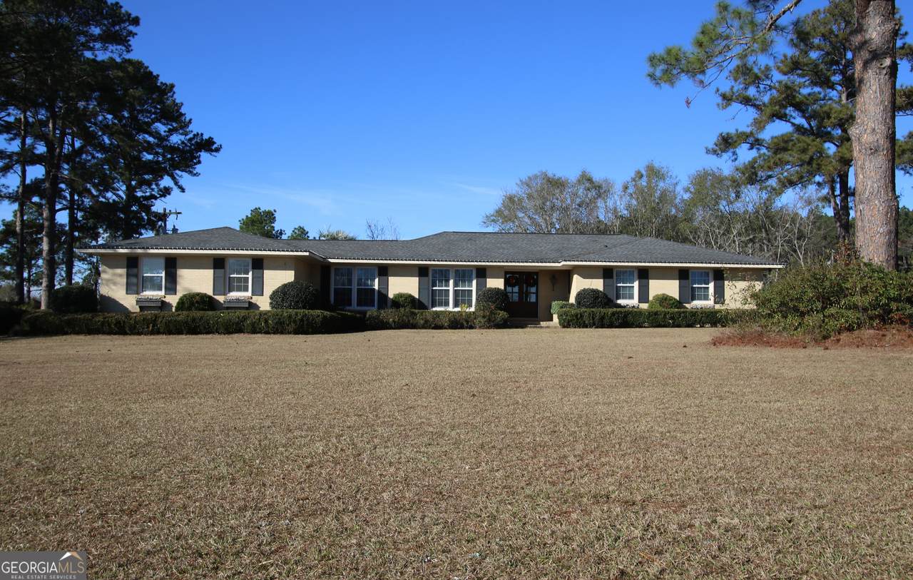 813 Evergreen Road - Photo 1