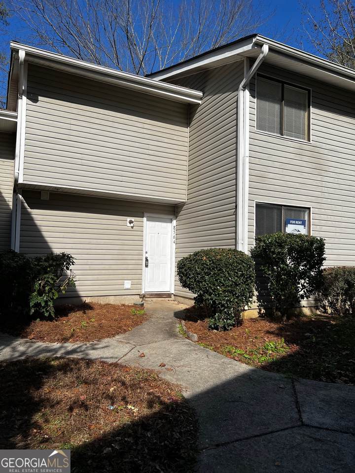 8564 Creekwood Way - Photo 1