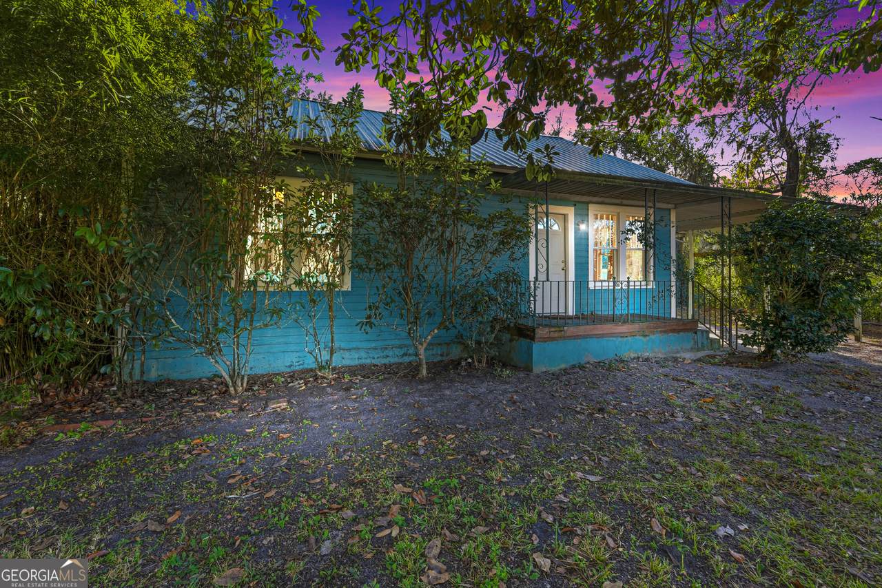 203 5th Street - Photo 1