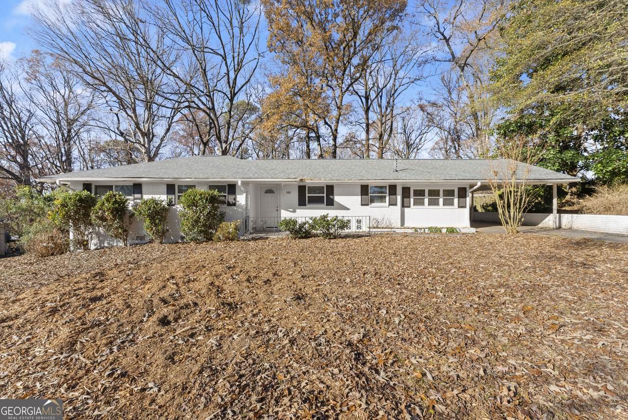 2352 Elmwood Circle - Photo 1