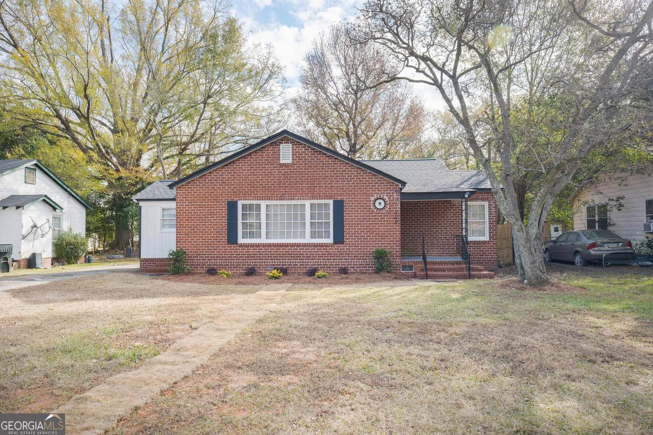 206 Peachtree Street - Photo 1