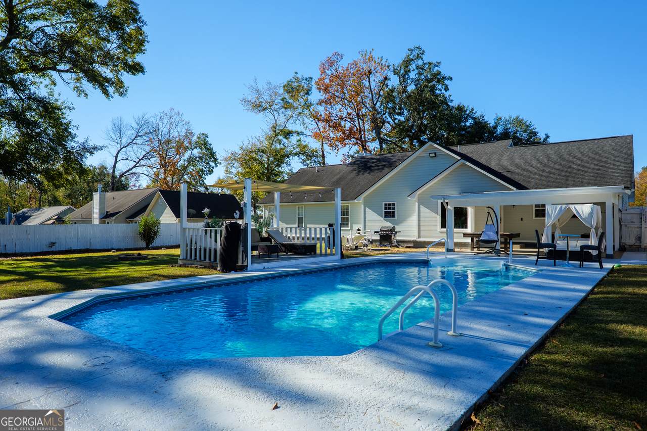 3759 Creekwood Drive - Photo 1