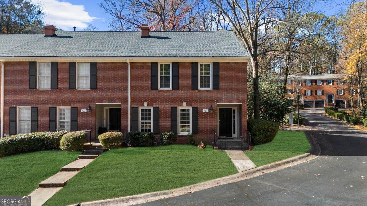 501 Dunwoody Chace - Photo 1